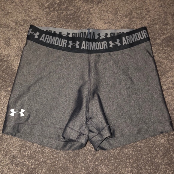 Under Armour Pants - ❌SOLD❌Under Armour spandex shorts